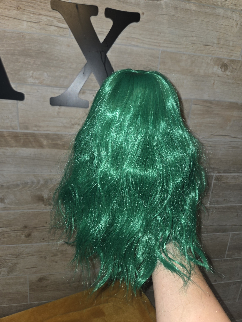 Green Women's Synthetic Wig with Bangs - Picture 3 of 3